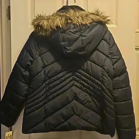 Marilyn & Me Coat - Picture 6 of 10